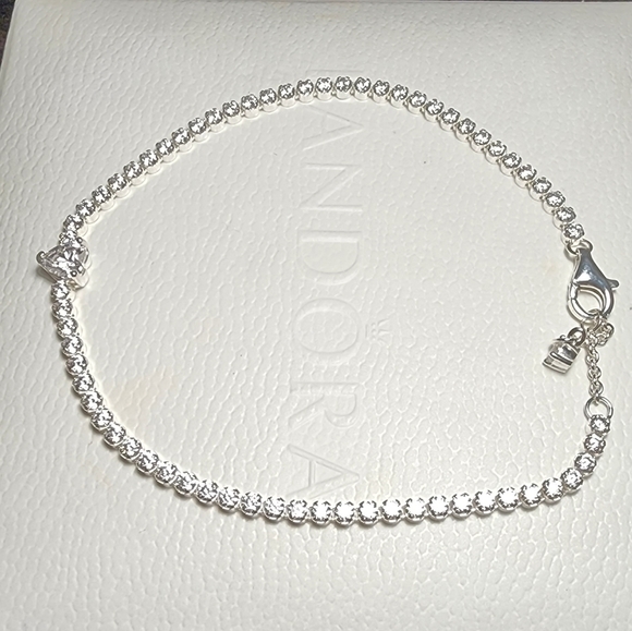 Pandora Sparkling Heart Tennis Bracelet - Picture 4 of 9